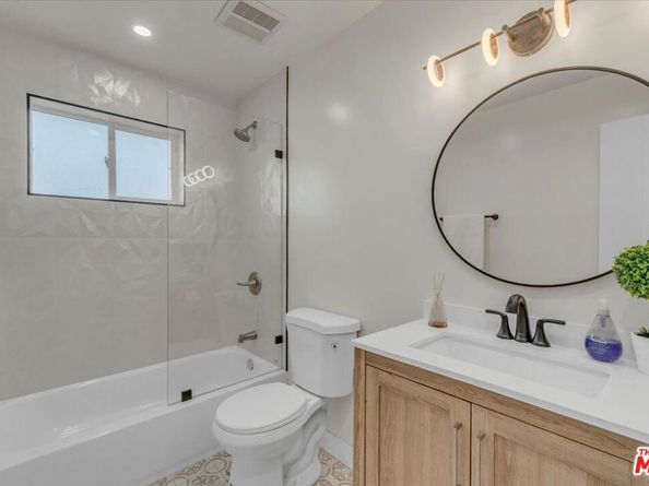 10347 Hillhaven Avenue, Tujunga CA 91042