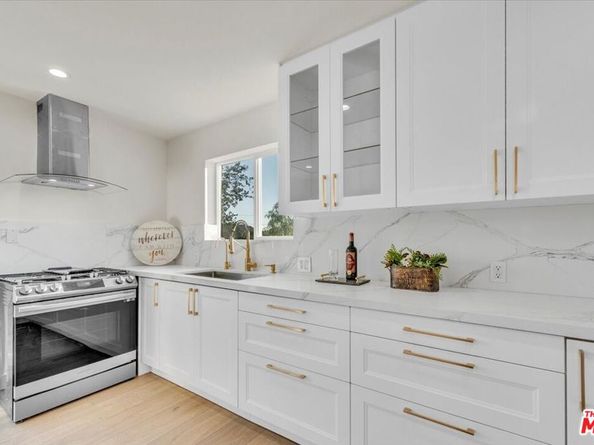 10347 Hillhaven Avenue, Tujunga CA 91042