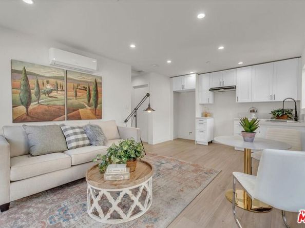 10347 Hillhaven Avenue, Tujunga CA 91042