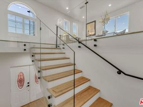 10347 Hillhaven Avenue, Tujunga CA 91042