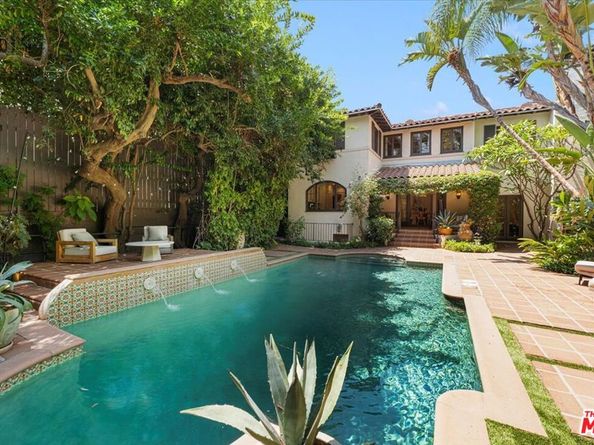 7040 Hillside Avenue, Los Angeles CA 90068