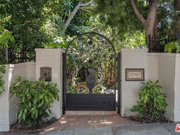 7040 Hillside Avenue, Los Angeles CA 90068