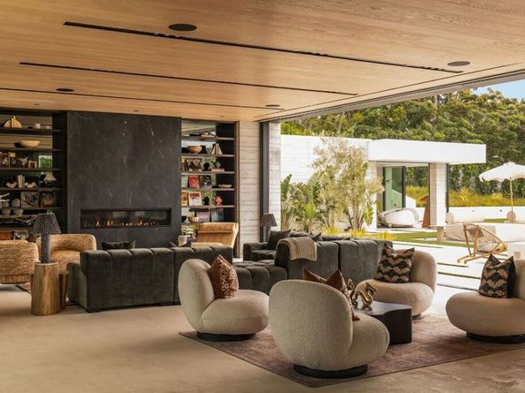 6889 Dume Drive, Malibu CA 90265