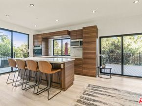 2315 Loma Vista Place, Los Angeles CA 90039