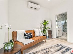 2315 Loma Vista Place, Los Angeles CA 90039