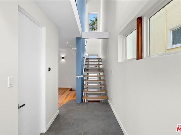 4113 Crest Drive, Manhattan Beach CA 90266