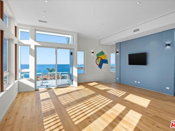 4113 Crest Drive, Manhattan Beach CA 90266