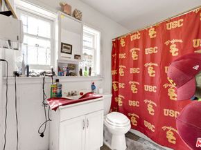 1166 W 39th Place, Los Angeles CA 90037