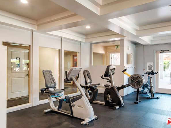 6305 Green Valley Circle 111, Culver City CA 90230