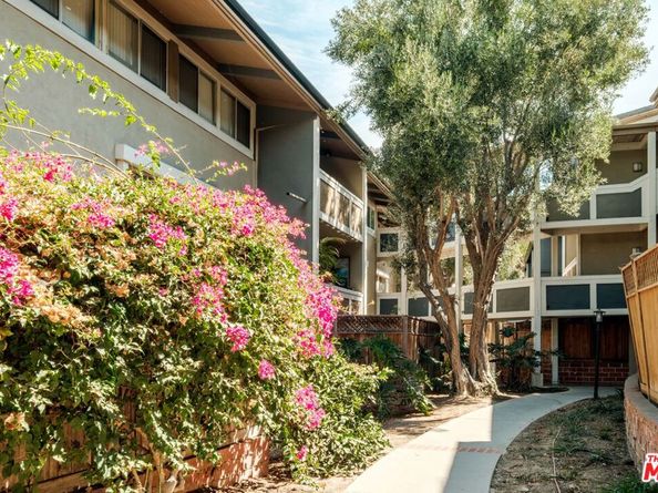 6305 Green Valley Circle 111, Culver City CA 90230