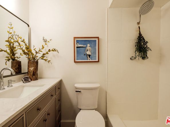 6305 Green Valley Circle 111, Culver City CA 90230
