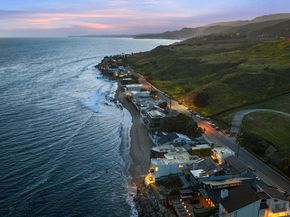 24146 Malibu Road, Malibu CA 90265