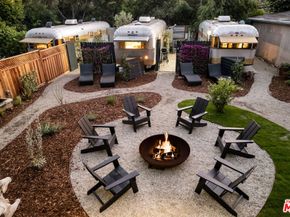 272 N Topanga Canyon Boulevard, Topanga CA 90290