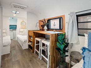 272 N Topanga Canyon Boulevard, Topanga CA 90290