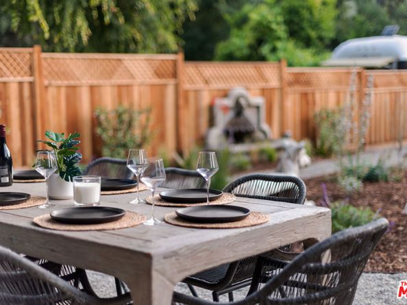 272 N Topanga Canyon Boulevard, Topanga CA 90290