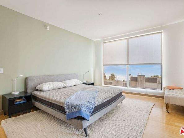 1933 Selby Avenue 301, Los Angeles CA 90025