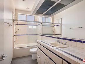 1933 Selby Avenue 301, Los Angeles CA 90025