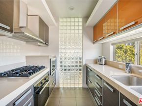 1933 Selby Avenue 301, Los Angeles CA 90025