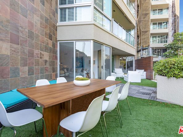 515 Ocean Avenue 303S, Santa Monica CA 90402