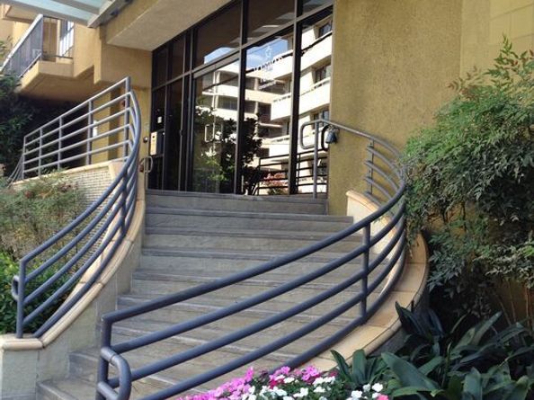 7320 Hawthorn Avenue 222, Los Angeles CA 90046