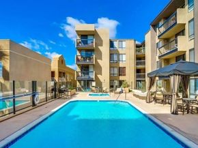 7320 Hawthorn Avenue 222, Los Angeles CA 90046