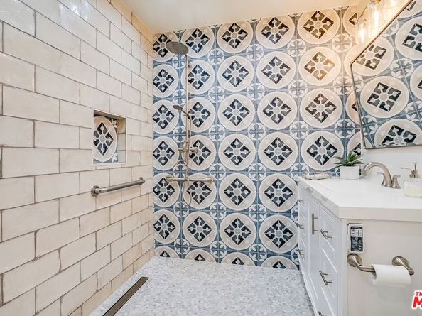 11516 Clarkson Road, Los Angeles CA 90064