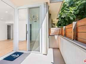 1807 Camden Avenue 4, Los Angeles CA 90025