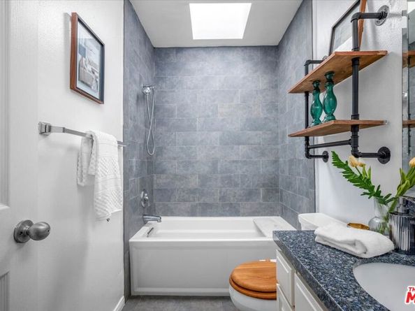 1807 Camden Avenue 4, Los Angeles CA 90025