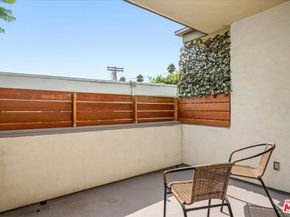1807 Camden Avenue 4, Los Angeles CA 90025