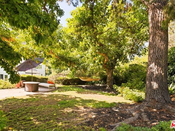 2064 Coldwater Canyon Drive, Beverly Hills CA 90210