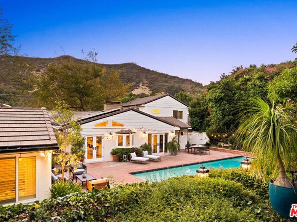 2064 Coldwater Canyon Drive, Beverly Hills CA 90210