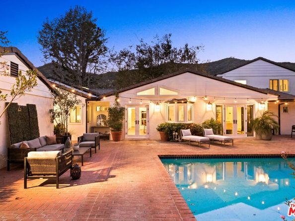2064 Coldwater Canyon Drive, Beverly Hills CA 90210