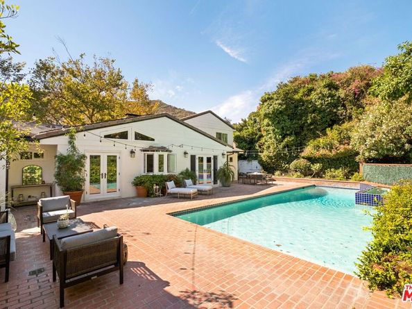 2064 Coldwater Canyon Drive, Beverly Hills CA 90210