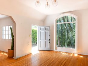 366 Westbourne Drive, West Hollywood CA 90048