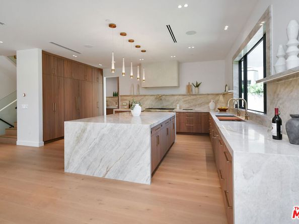 112 S Valley Street, Toluca Lake CA 91505
