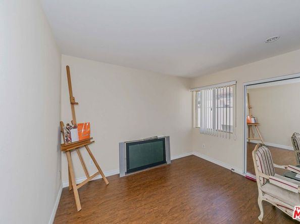 554 E San Jose Avenue 203, Burbank CA 91501