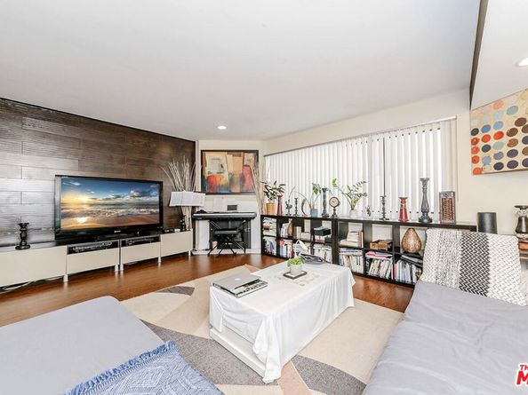 554 E San Jose Avenue 203, Burbank CA 91501
