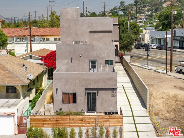 2681 Roseview Avenue, Los Angeles CA 90065