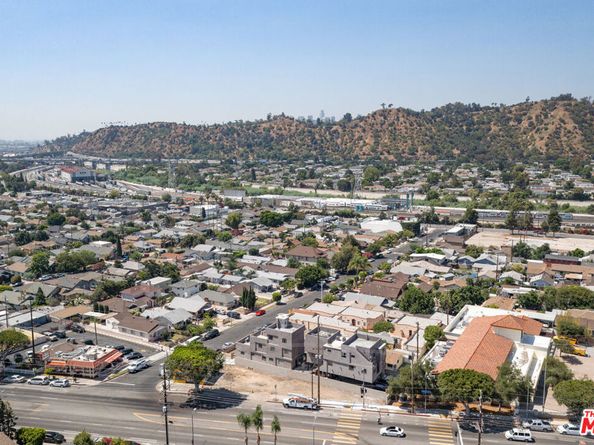 2681 Roseview Avenue, Los Angeles CA 90065