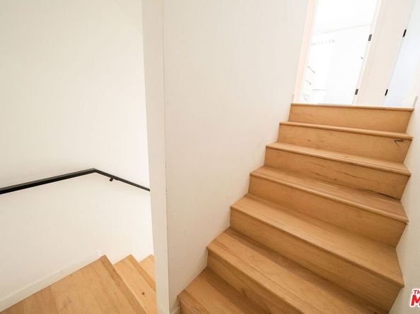 2681 Roseview Avenue, Los Angeles CA 90065