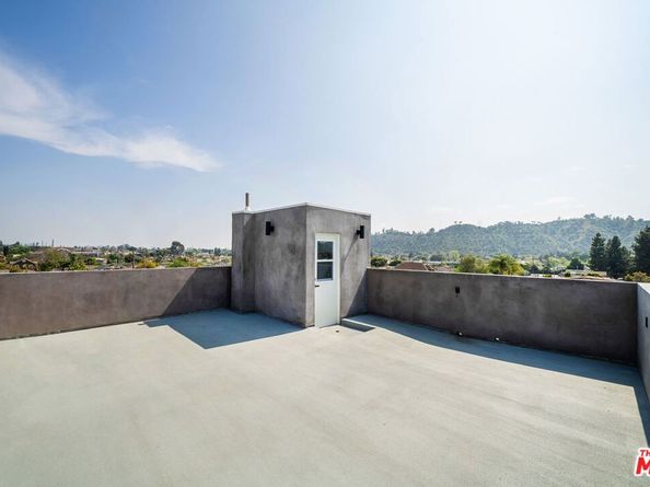 2681 Roseview Avenue, Los Angeles CA 90065