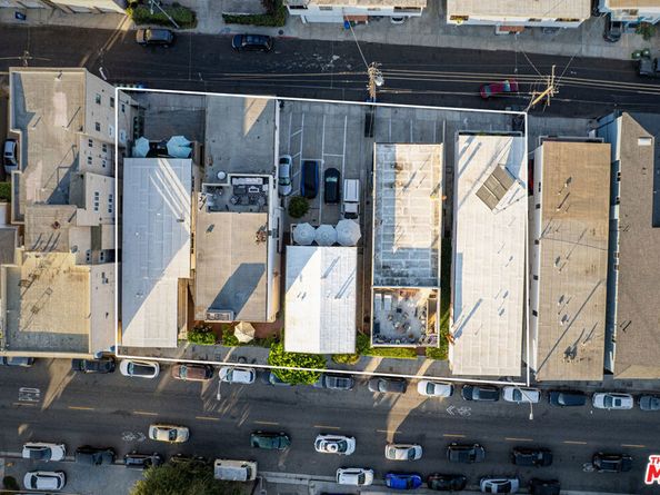 1904 Pacific Avenue, Venice CA 90291