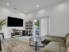 20124 Lassen Street, Chatsworth CA 91311