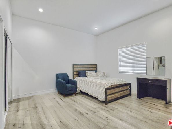 20124 Lassen Street, Chatsworth CA 91311