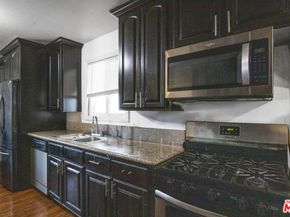 20124 Lassen Street, Chatsworth CA 91311