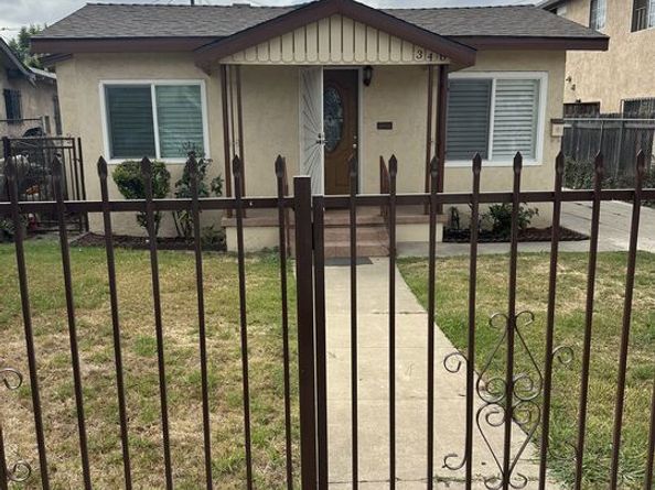 348 W 81st Street, Los Angeles CA 90003