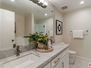 125 Montana Avenue 404, Santa Monica CA 90403