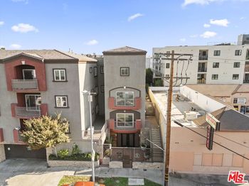 11124 Burbank Boulevard