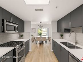 11124 Burbank Boulevard 212, North Hollywood CA 91601