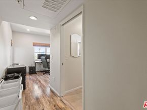 11124 Burbank Boulevard 212, North Hollywood CA 91601